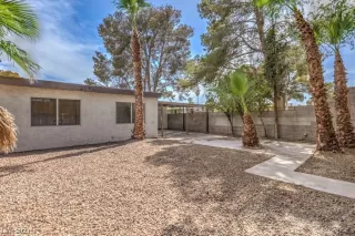 Photo #2: 2498470 Listing