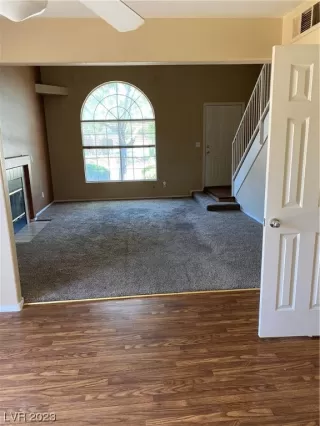 Photo #4: 2498474 Listing