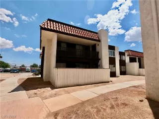 Photo #2: 2498476 Listing 