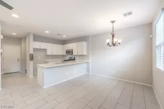 Photo #6: 2498493 Listing 