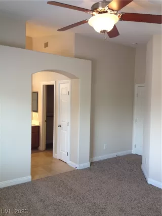 Photo #6: 2498501 Listing 