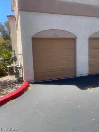 Photo #1: 2498535 Listing 