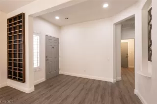 Photo #4: 2498541 Listing 