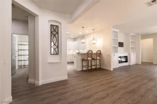 Photo #5: 2498541 Listing 