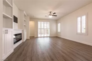 Photo #6: 2498541 Listing 