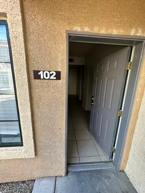 MLS: 2498560 Condo For Sale