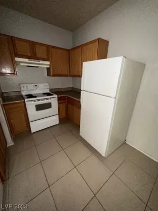 Photo #6: 2498560 Listing 