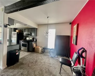 Photo #5: 2498565 Listing