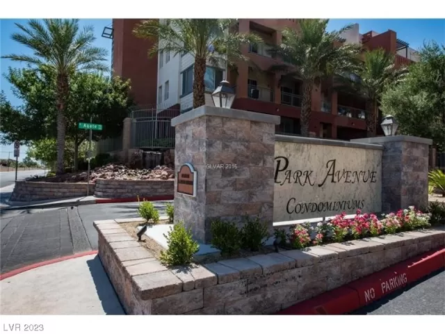 MLS: 2498569 Condo For Sale