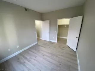 Photo #2: 2498574 Listing 