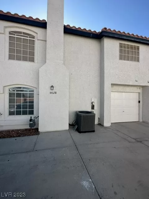 MLS: 2498596 Condo For Sale