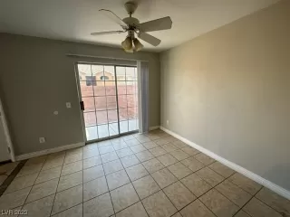 Photo #3: 2498596 Listing