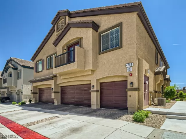 MLS: 2498613 Condo For Sale