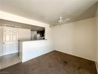 Photo #4: 2498624 Listing 