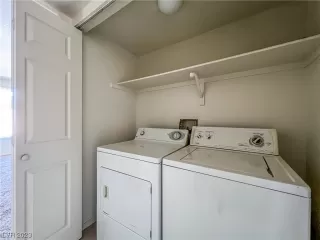 Photo #6: 2498624 Listing 