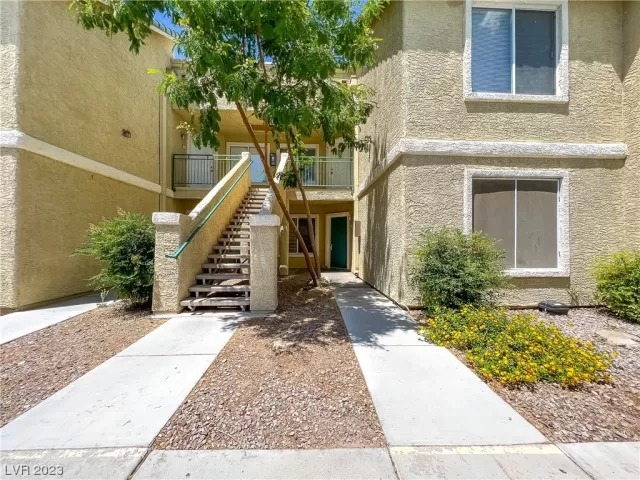 MLS: 2498629 Condo For Sale