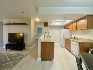 Photo #4: 2498665 Listing 