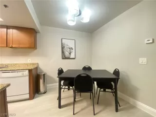 Photo #6: 2498665 Listing 