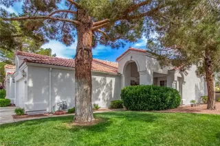 Photo #3: 2498673 Listing