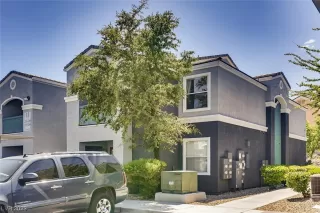 Photo #3: 2498751 Listing