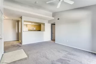 Photo #5: 2498751 Listing