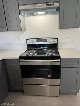 Photo #2: 2498757 Listing 