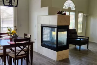 Photo #5: 2498772 Listing