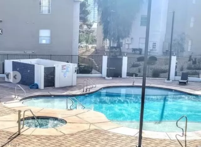 MLS: 2498820 Condo For Sale