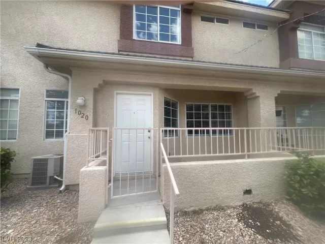 MLS: 2498856 Condo For Sale