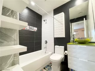 Photo #6: 2498865 Listing