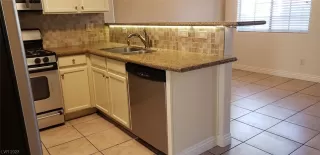 Photo #2: 2498871 Listing 