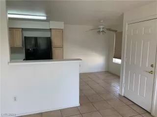 Photo #4: 2498884 Listing