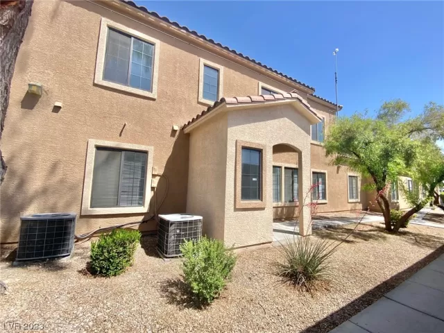 MLS: 2498888 Condo For Sale