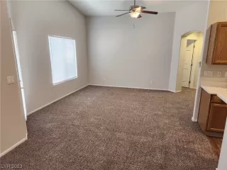 Photo #6: 2498918 Listing 