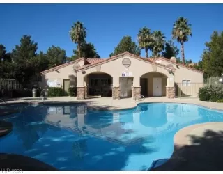 Photo #2: 2498920 Listing