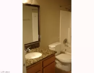 Photo #6: 2498920 Listing