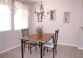 Photo #3: 2498925 Listing