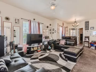 Photo #1: 2498945 Listing