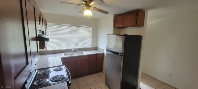 MLS: 2498958 Condo For Sale