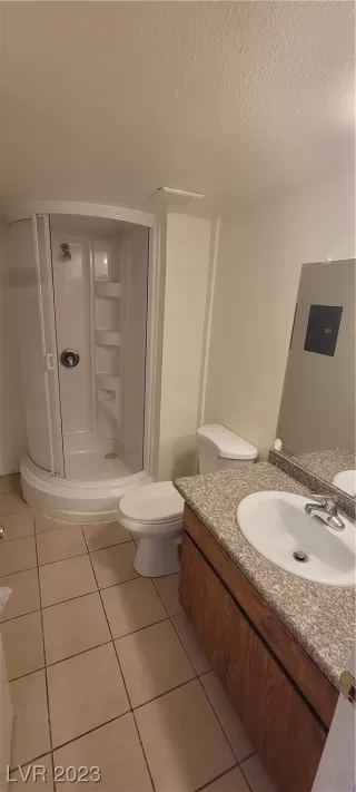 Photo #4: 2498958 Listing 