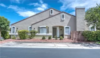 Photo #3: 2498977 Listing