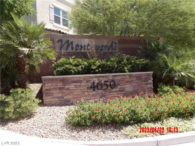 MLS: 2498996 Condo For Sale