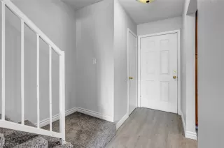 Photo #4: 2499037 Listing