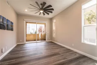 Photo #4: 2499046 Listing