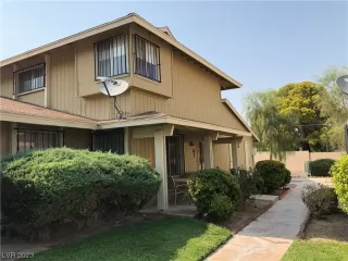 Photo #1: 2499057 Listing 