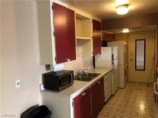 Photo #6: 2499057 Listing 