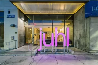 Photo #4: 2499074 Listing