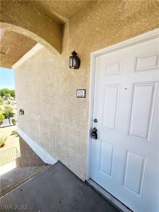 Photo #1: 2499078 Listing 