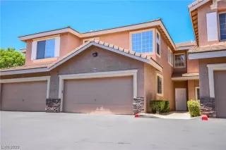 Photo #2: 2499173 Listing