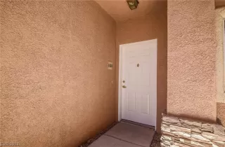 Photo #4: 2499173 Listing